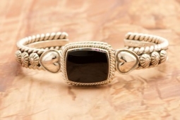 Artie Yellowhorse Genuine Black Onyx Sterling Silver Heart Bracelet